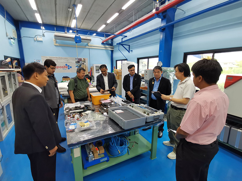 ม.นครพนม หารือการพัฒนาการเรียนการสอนด้านการบินและอากาศยาน ณ ศูนย์ฝึกการบิน บ.ไทยไลอ้อนแอร์ จำกัด