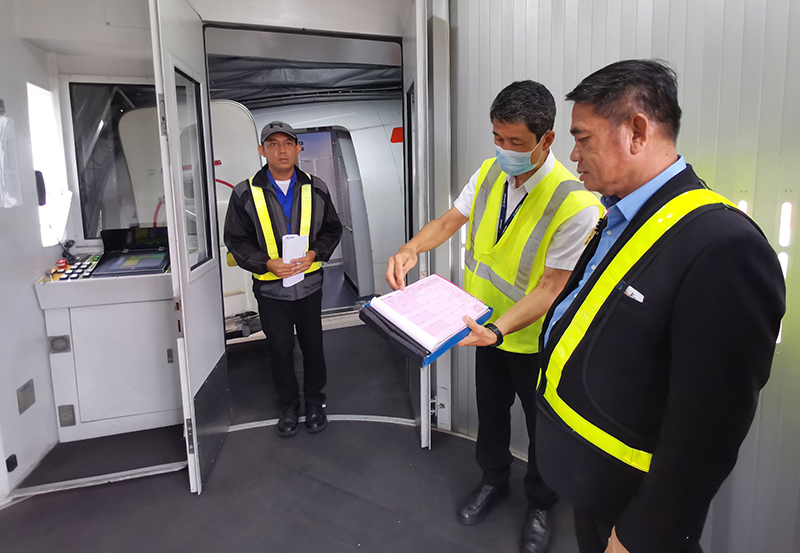 ม.นครพนม หารือการพัฒนาการเรียนการสอนด้านการบินและอากาศยาน ณ ศูนย์ฝึกการบิน บ.ไทยไลอ้อนแอร์ จำกัด