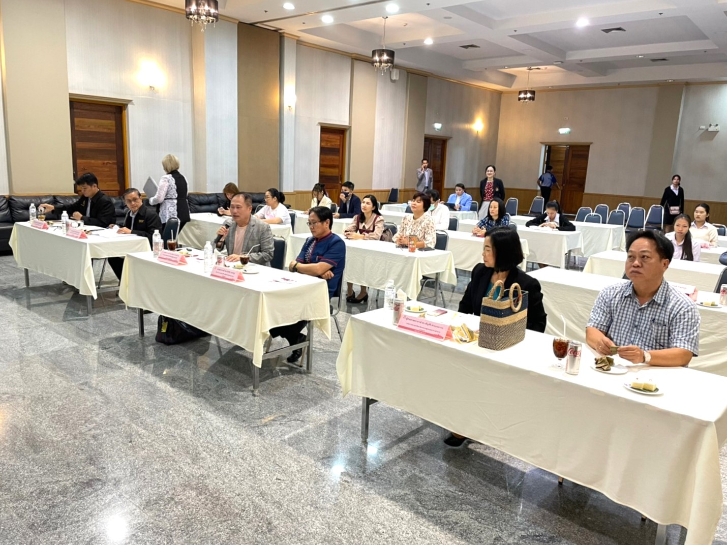 ม.นครพนม จัดเวทีแสดงวิสัยทัศน์การสรรหาคณบดีวิทยาลัยการท่องเที่ยวและอุตสาหกรรมบริการ