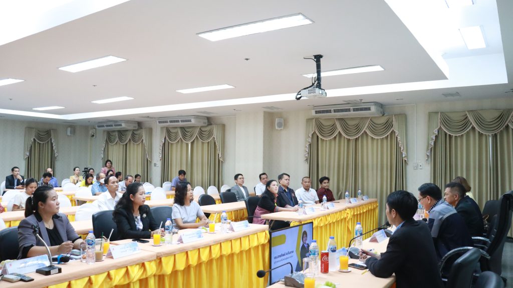 รก.อธิการบดี ม.นครพนม ลงพื้นที่พบปะบุคลากร 4 หน่วยงานในเขตพื้นที่มรุกขนคร และเขตพื้นที่ฐานบิน เพื่อรับฟังความคิดเห็นของประชาคม