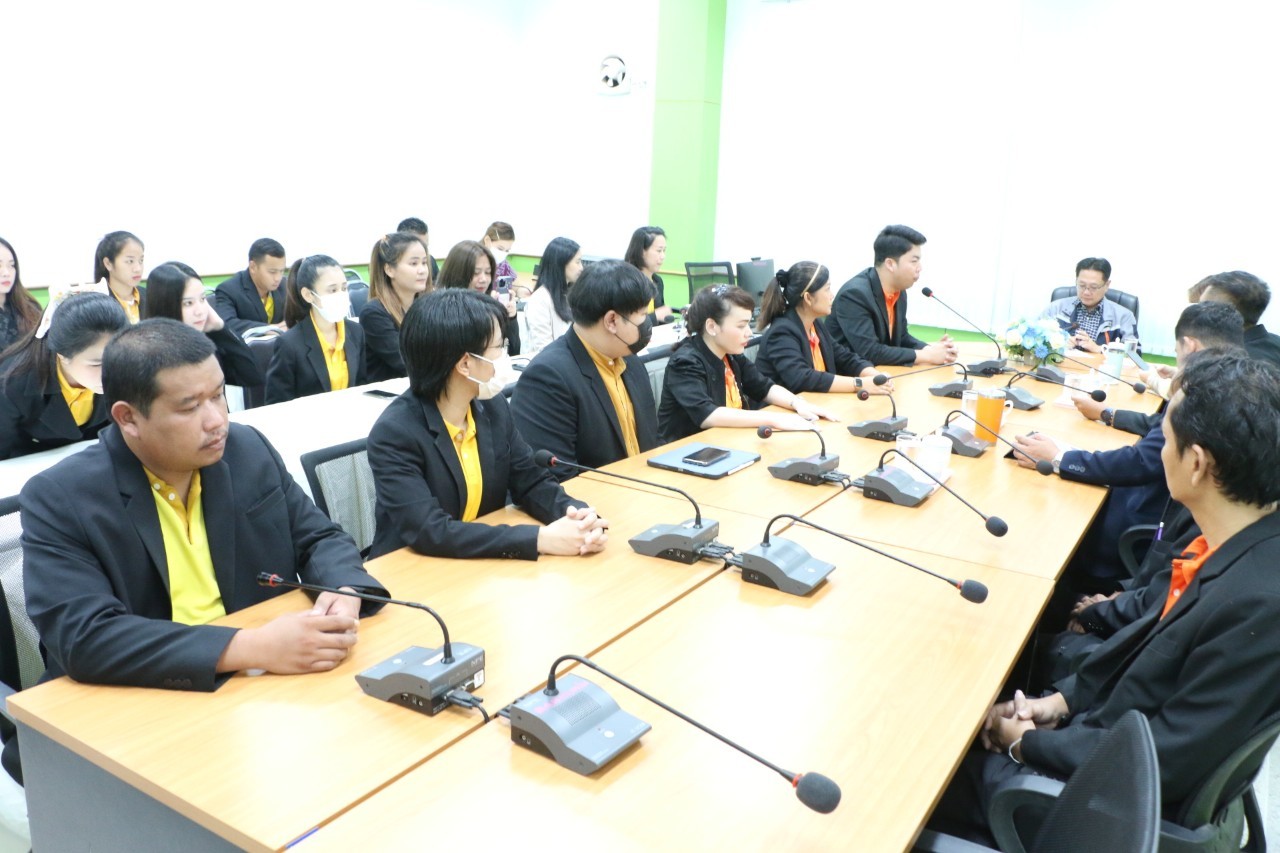 รก.อธิการบดี ม.นครพนม ลงพื้นที่พบปะบุคลากร 4 หน่วยงานในเขตพื้นที่มรุกขนคร และเขตพื้นที่ฐานบิน เพื่อรับฟังความคิดเห็นของประชาคม