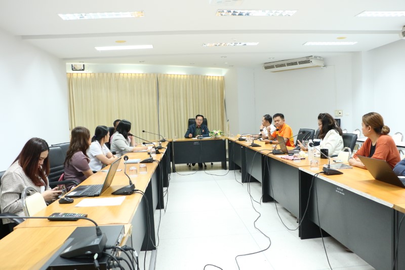 ม.นครพนม ประชุมหารือการก่อสร้างโรงงานต้นแบบเพื่อการแปรรูปสินค้าเกษตรและอาหาร (Pilot Plant)เพื่อเป็นการจัดเตรียมพื้นที่รองรับการจัดตั้งโรงงานต้นแบบฯ (Nakhon Phanom University held a meeting to discuss the construction of a pilot plant for processing agricultural and food products, in preparation for the establishment of the pilot plant.)