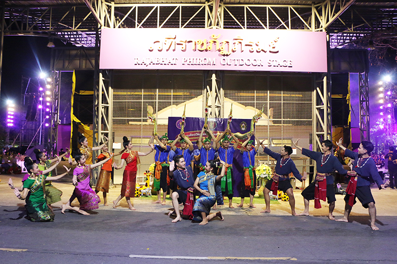 มนพ. นำนักศึกษา เข้าร่วมแสดงศิลปวัฒนธรรมอุดมศึกษา ครั้งที่ 19 ณ ม.ราชภัฏบุรีรัมย์