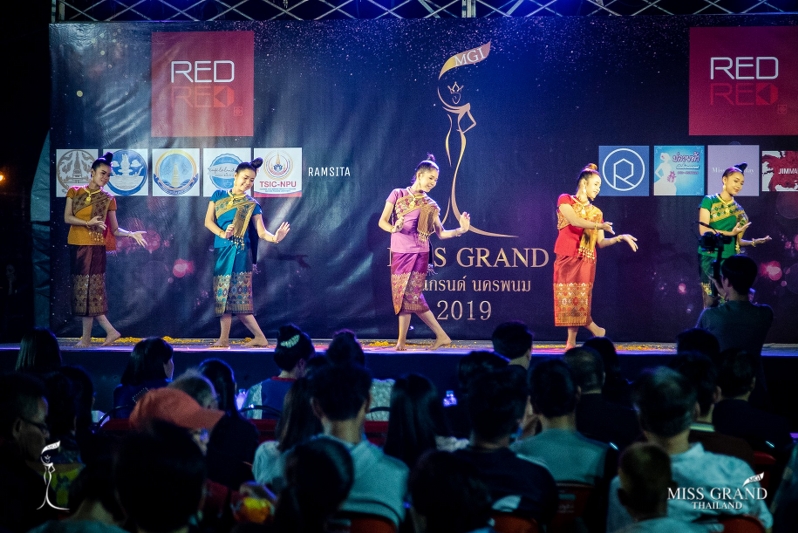 มนพ. ร่วมเป็นเกียรติในงานการประกวดมิสแกรนด์นครพนม 2019