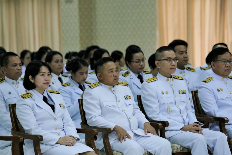 มนพ. วางพานพุ่มถวายราชสักการะพระบรมฉายาลักษณ์ รัชกาลที่ 4 “พระบิดาแห่งวิทยาศาสตร์ไทย”