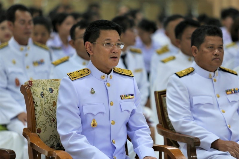 มนพ. วางพานพุ่มถวายราชสักการะพระบรมฉายาลักษณ์ รัชกาลที่ 4 “พระบิดาแห่งวิทยาศาสตร์ไทย”