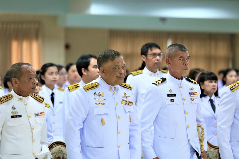 มนพ. วางพานพุ่มถวายราชสักการะพระบรมฉายาลักษณ์ รัชกาลที่ 4 “พระบิดาแห่งวิทยาศาสตร์ไทย”