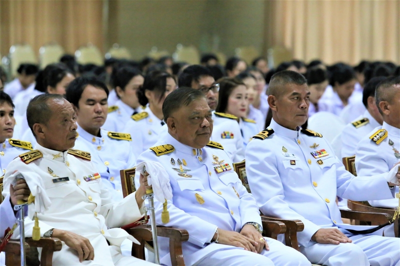 มนพ. วางพานพุ่มถวายราชสักการะพระบรมฉายาลักษณ์ รัชกาลที่ 4 “พระบิดาแห่งวิทยาศาสตร์ไทย”