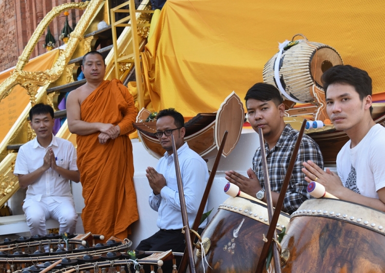 มนพ. รับมอบเครื่องดนตรีวงปี่พาทย์เครื่องห้า (คู่) เพื่อใช้ในการเรียนการสอนในสาขาวิชาดนตรีศึกษา คณะครุศาสตร์ มหาวิทยาลัยนครพนม