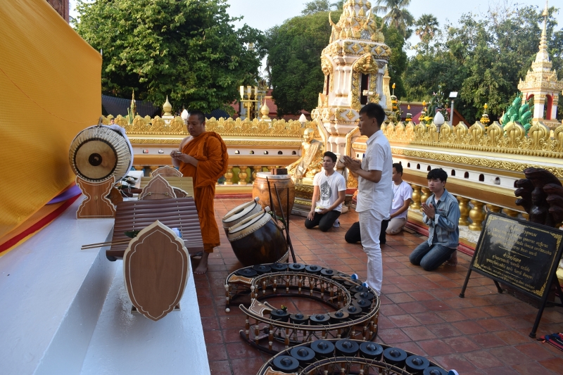 มนพ. รับมอบเครื่องดนตรีวงปี่พาทย์เครื่องห้า (คู่) เพื่อใช้ในการเรียนการสอนในสาขาวิชาดนตรีศึกษา คณะครุศาสตร์ มหาวิทยาลัยนครพนม