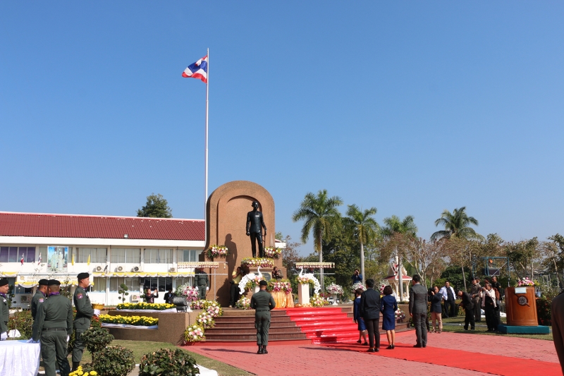 มนพ. ร่วมวางพวงมาลาวันสถาปนาค่ายศรีสกุลวงศ์ ตชด.23 จ.สกลนคร