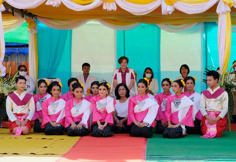 ม.นครพนม ร่วมพิธีวางศิลาฤกษ์อุโบสถวัดศรีบุญเรือง บ้านเนินสะอาด ตำบลนาราชควาย อำเภอเมืองนครพนม จังหวัดนครพนม