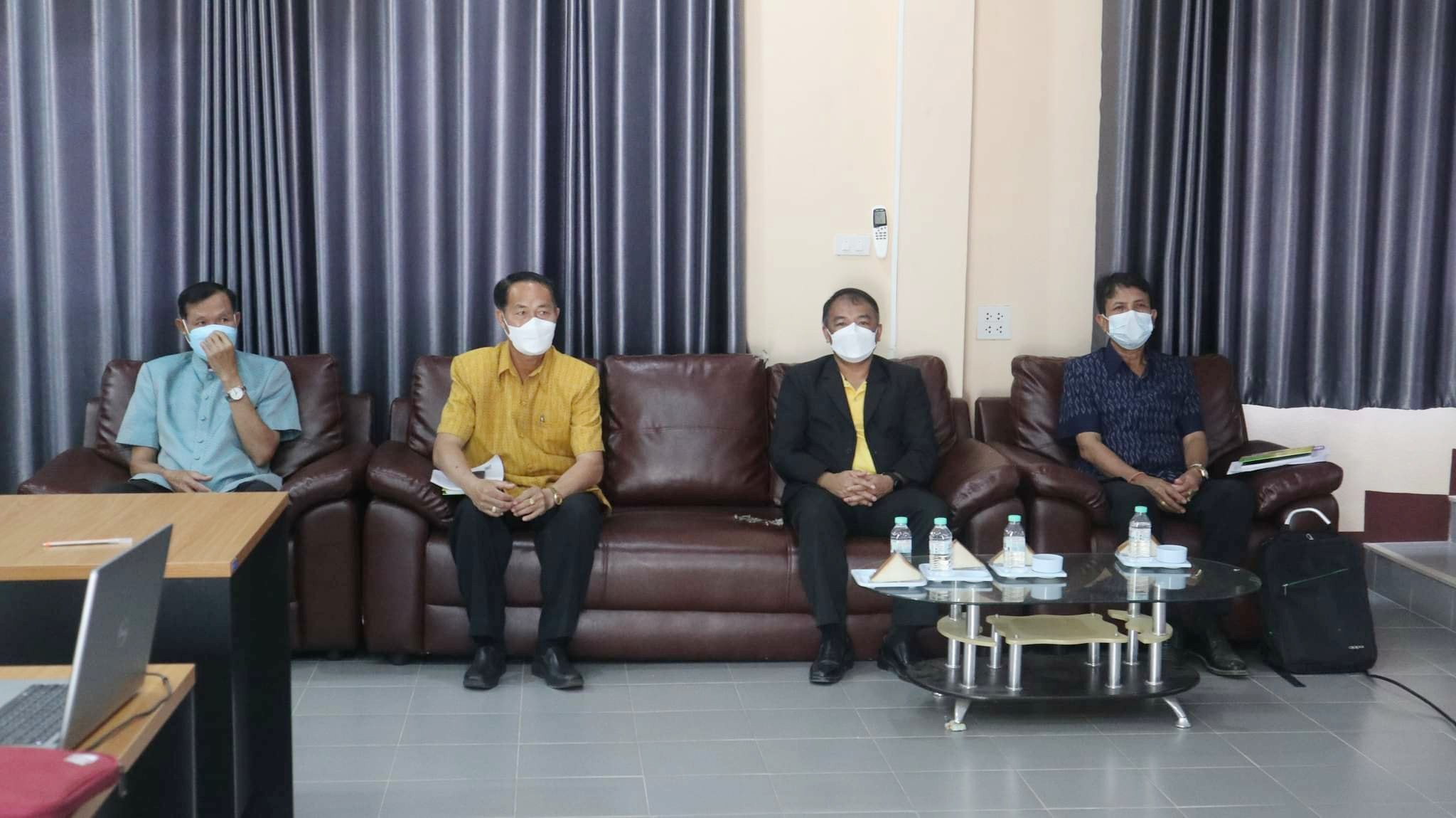 แสดงความยินดีกับทีมนักวิจัย ม.นครพนม ผ่านการคัดเลือก 5 ผลงาน ต่อยอดพัฒนานวัตกรรมเพื่อสังคม (Social Innovation Village)