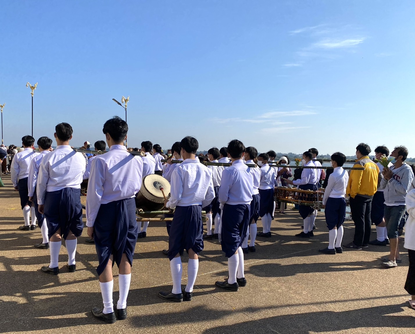 ม.นครพนม ร่วมประกอบพิธีส่งพระอุปคุตกลับสู่สะดือทะเล เนื่องในงานนมัสการองค์พระธาตุพนม ประจำปี 2565