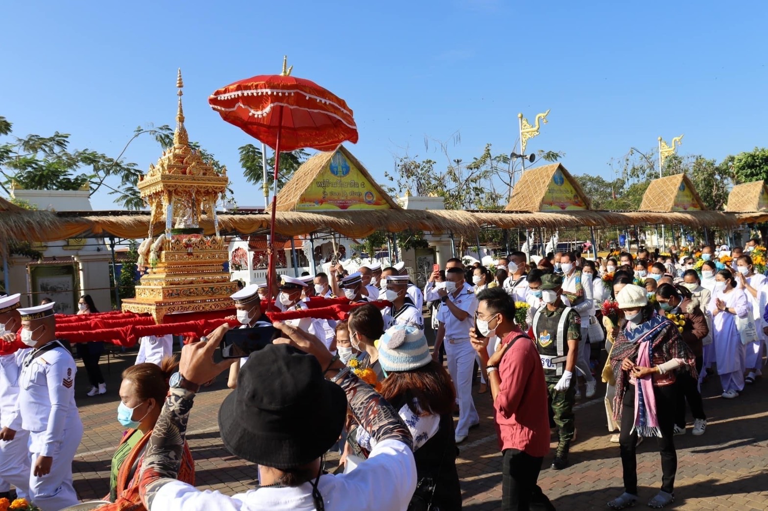 ม.นครพนม ร่วมประกอบพิธีส่งพระอุปคุตกลับสู่สะดือทะเล เนื่องในงานนมัสการองค์พระธาตุพนม ประจำปี 2565