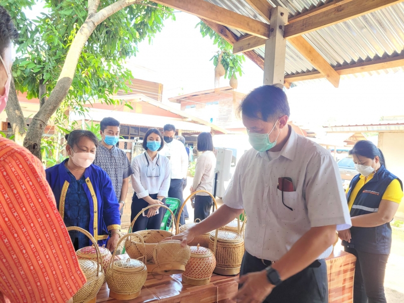 ศูนย์บริการวิชาการด้านนวัตกรรมและเทคโนโลยีเพื่อชุมชน ว.นาหว้า ร่วมต้อนรับหัวหน้าผู้ตรวจราชการกระทรวงพลังงาน ลงพื้นที่เพื่อตรวจราชการในพื้นที่เขต 11