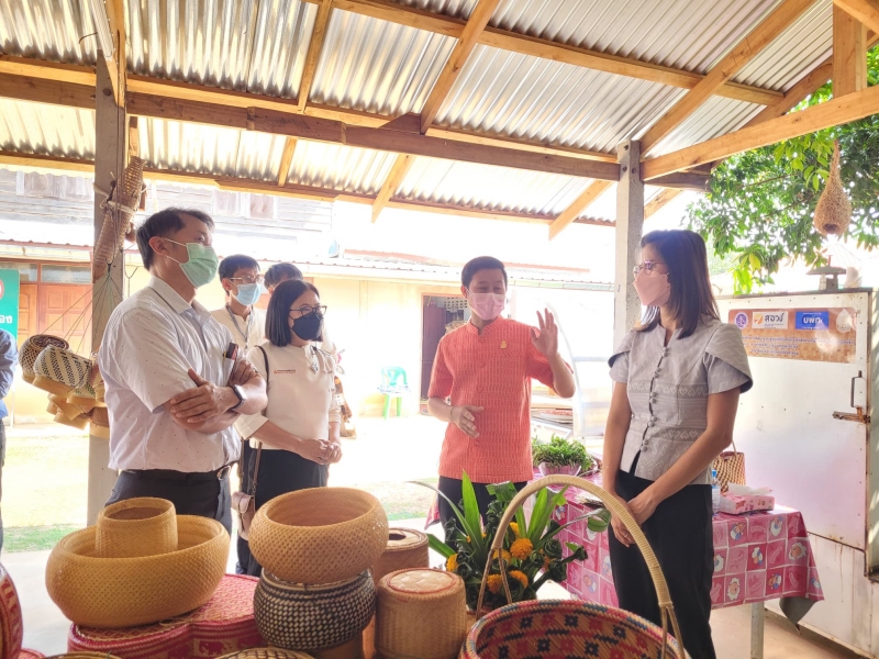 ศูนย์บริการวิชาการด้านนวัตกรรมและเทคโนโลยีเพื่อชุมชน ว.นาหว้า ร่วมต้อนรับหัวหน้าผู้ตรวจราชการกระทรวงพลังงาน ลงพื้นที่เพื่อตรวจราชการในพื้นที่เขต 11