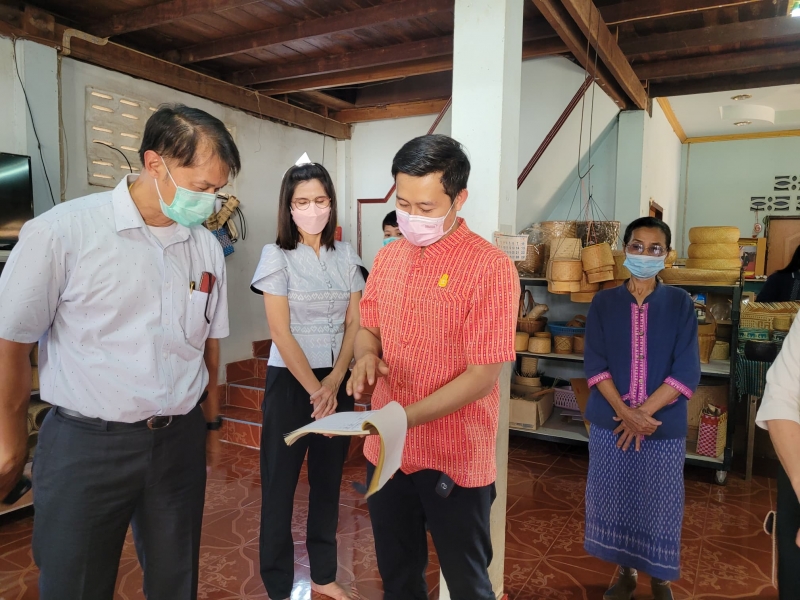 ศูนย์บริการวิชาการด้านนวัตกรรมและเทคโนโลยีเพื่อชุมชน ว.นาหว้า ร่วมต้อนรับหัวหน้าผู้ตรวจราชการกระทรวงพลังงาน ลงพื้นที่เพื่อตรวจราชการในพื้นที่เขต 11