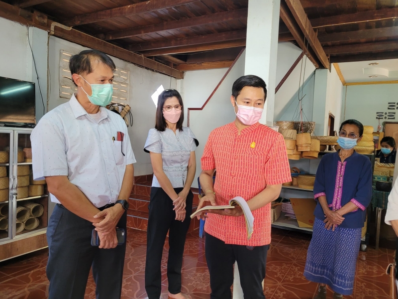 ศูนย์บริการวิชาการด้านนวัตกรรมและเทคโนโลยีเพื่อชุมชน ว.นาหว้า ร่วมต้อนรับหัวหน้าผู้ตรวจราชการกระทรวงพลังงาน ลงพื้นที่เพื่อตรวจราชการในพื้นที่เขต 11