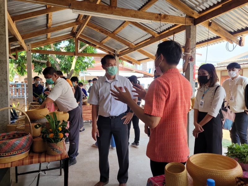 ศูนย์บริการวิชาการด้านนวัตกรรมและเทคโนโลยีเพื่อชุมชน ว.นาหว้า ร่วมต้อนรับหัวหน้าผู้ตรวจราชการกระทรวงพลังงาน ลงพื้นที่เพื่อตรวจราชการในพื้นที่เขต 11