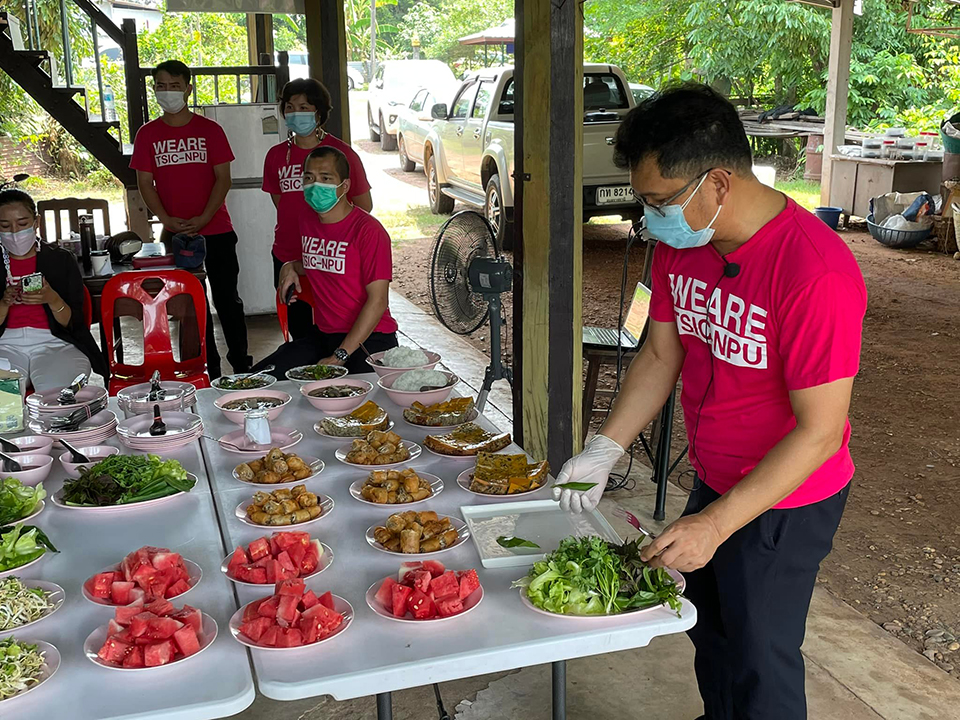 วิทยาลัยการท่องเที่ยวและอุตสาหกรรมบริการ จัดกิจกรรมสืบสานวัฒนธรรมและอาหารท้องถิ่นของชาวไทยเชื้อสายเวียดนามในจังหวัดนครพนม