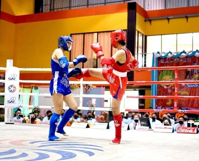 ม.นครพนม แสดงความยินดีกับน้อง