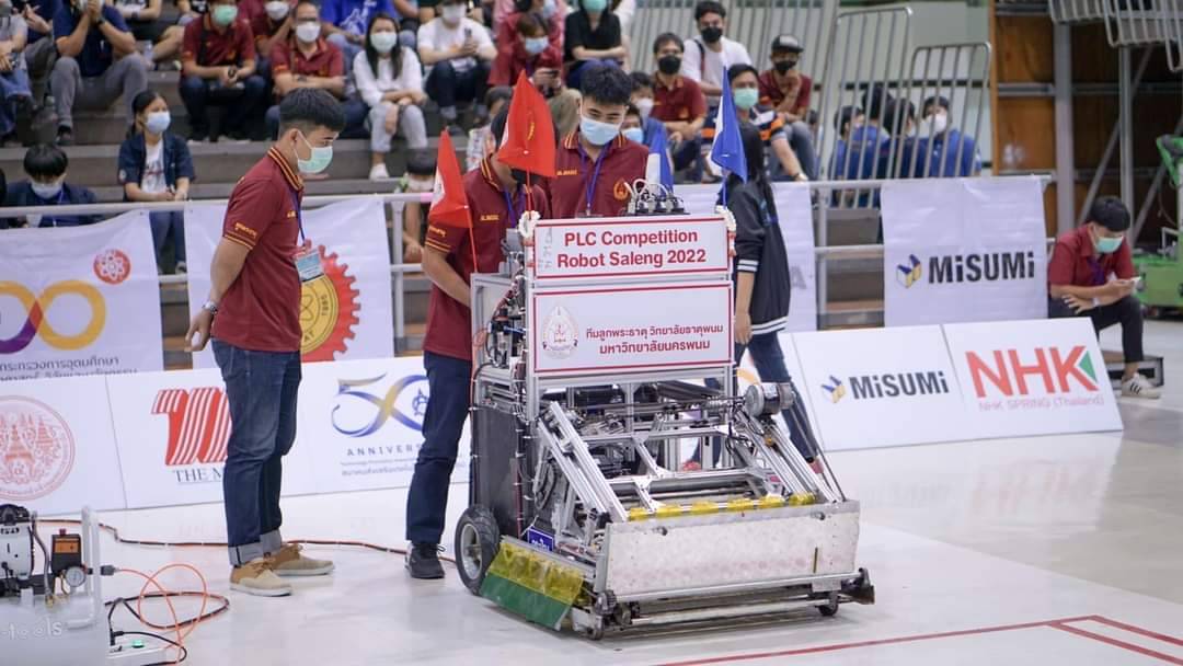 นักศึกษาวิทยาลัยธาตุพนม คว้ารางวัลความคิดสร้างสรรค์ จากการแข่งขันหุ่นยนต์ ส.ส.ท. ชิงแชมป์ประเทศไทย