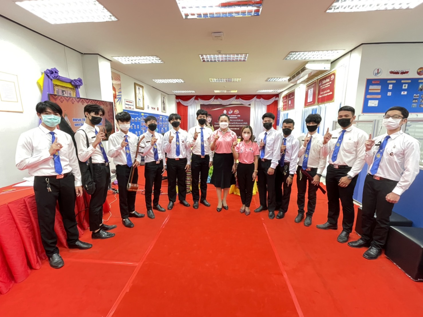 ชมรม TO BE NUMBER ONE ม.นครพนม ต้อนรับการลงพื้นที่ตรวจเยี่ยมประเมินผลการดำเนินงาน คณะอนุกรรมการตัดสินการประกวดจังหวัด อำเภอและชมรม TO BE NUMBER ONE