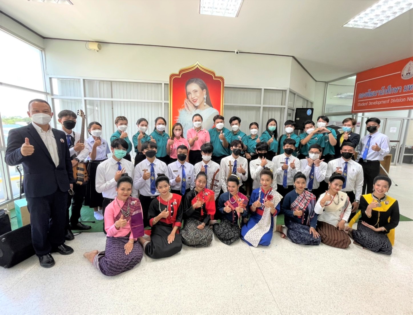 ชมรม TO BE NUMBER ONE ม.นครพนม ต้อนรับการลงพื้นที่ตรวจเยี่ยมประเมินผลการดำเนินงาน คณะอนุกรรมการตัดสินการประกวดจังหวัด อำเภอและชมรม TO BE NUMBER ONE