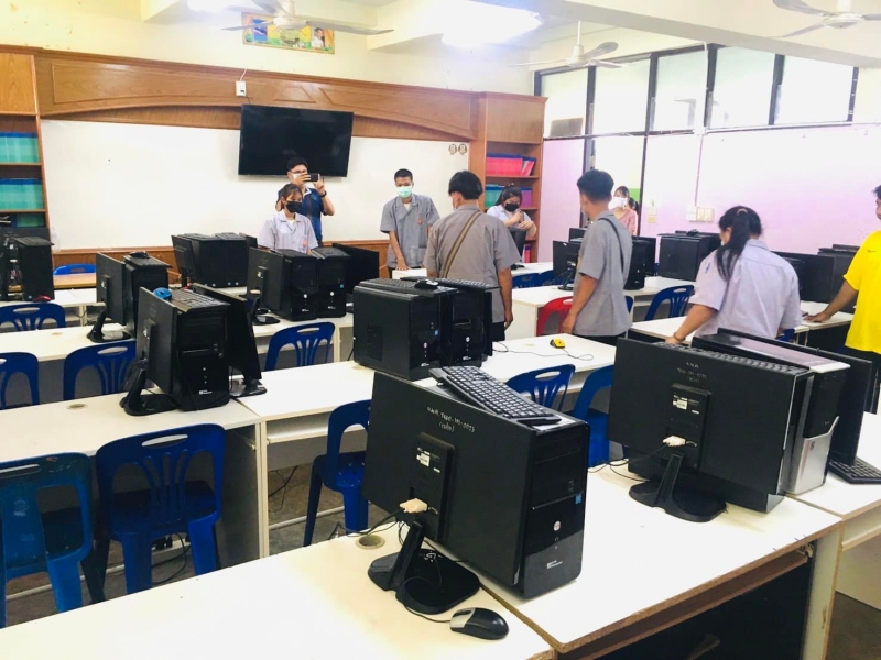 สาขาวิชาอิเล็กทรอนิกส์และสาขาวิชาหุ่นยนต์อัจฉริยะ คณะเทคโนโลยีอุตสาหกรรม ออกบริการวิชาการ ณ โรงเรียนบ้านแพงพิทยาคม