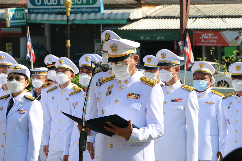มนพ.ร่วมประกอบพิธีวางพวงมาลาน้อมรำลึกพระมหากรุณาธิคุณ รัชกาลที่ 5 เนื่องในวันคล้ายวันสวรรคต
