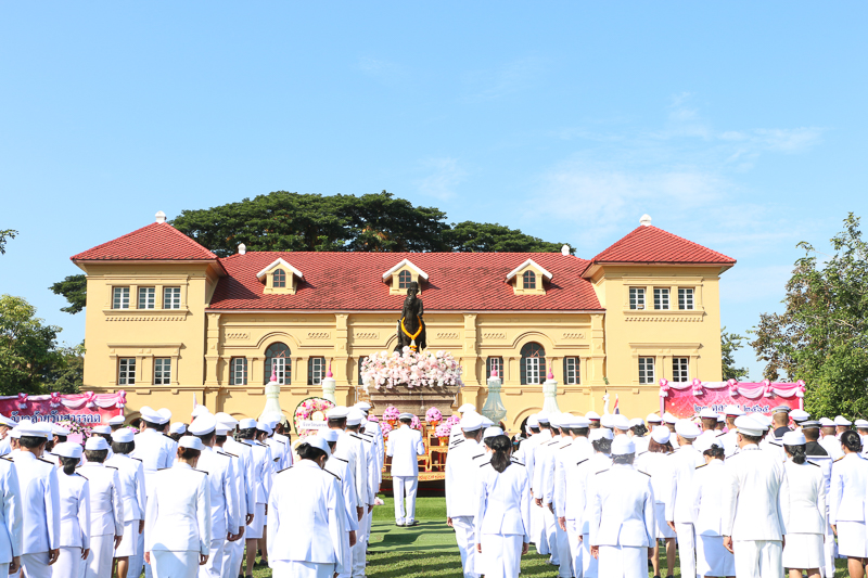 มนพ.ร่วมประกอบพิธีวางพวงมาลาน้อมรำลึกพระมหากรุณาธิคุณ รัชกาลที่ 5 เนื่องในวันคล้ายวันสวรรคต