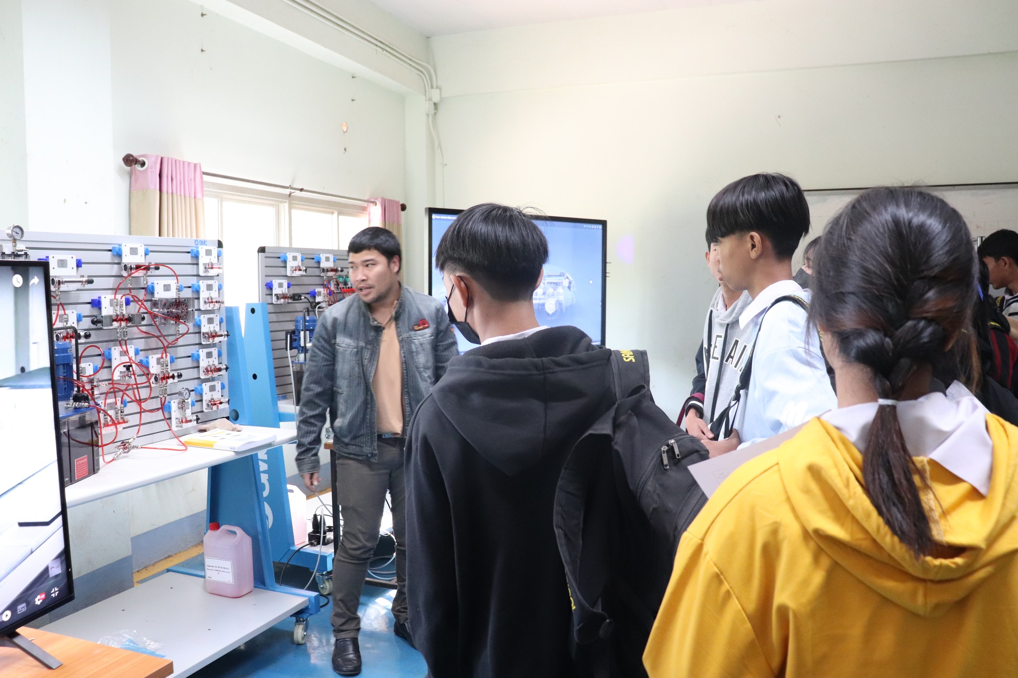 วทอ.ศรีสงคราม จัดกิจกรรมเปิดบ้าน (Open House) ระหว่างวันที่ 13 - 21 ธันวาคม 2565