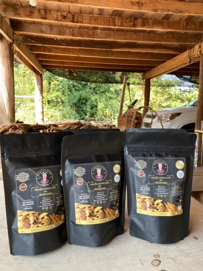 หนังเค็ม “พ่อประนอม” อาหารฮอตฮิตหน้าหนาวของคนอีสาน สู่การเป็นผู้ประกอบการ Start – Up ดังไกลในต่างแดน