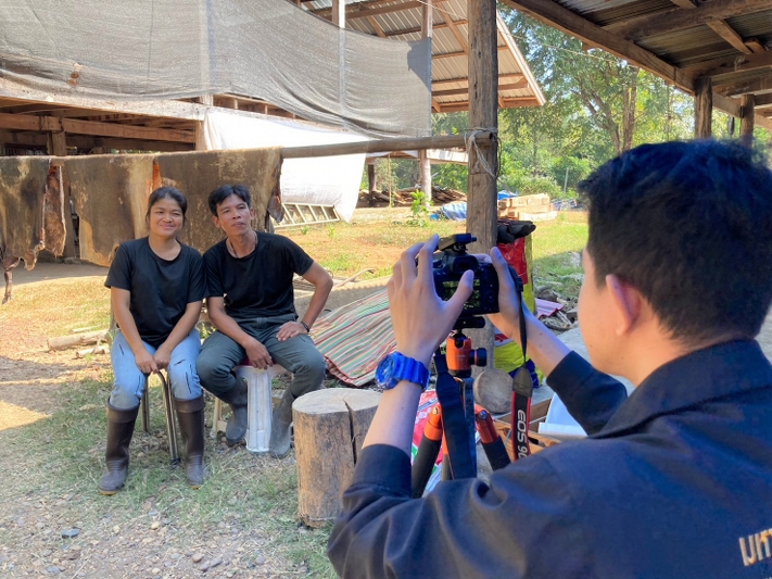 หนังเค็ม “พ่อประนอม” อาหารฮอตฮิตหน้าหนาวของคนอีสาน สู่การเป็นผู้ประกอบการ Start – Up ดังไกลในต่างแดน