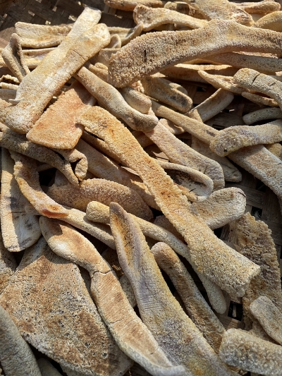 หนังเค็ม “พ่อประนอม” อาหารฮอตฮิตหน้าหนาวของคนอีสาน สู่การเป็นผู้ประกอบการ Start – Up ดังไกลในต่างแดน