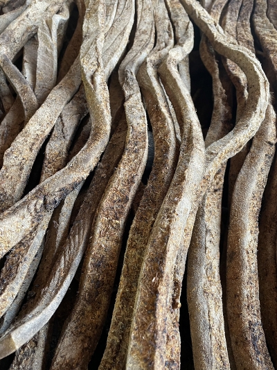 หนังเค็ม “พ่อประนอม” อาหารฮอตฮิตหน้าหนาวของคนอีสาน สู่การเป็นผู้ประกอบการ Start – Up ดังไกลในต่างแดน