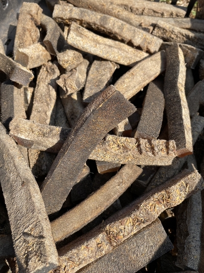 หนังเค็ม “พ่อประนอม” อาหารฮอตฮิตหน้าหนาวของคนอีสาน สู่การเป็นผู้ประกอบการ Start – Up ดังไกลในต่างแดน