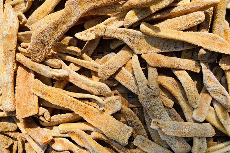 หนังเค็ม “พ่อประนอม” อาหารฮอตฮิตหน้าหนาวของคนอีสาน สู่การเป็นผู้ประกอบการ Start – Up ดังไกลในต่างแดน