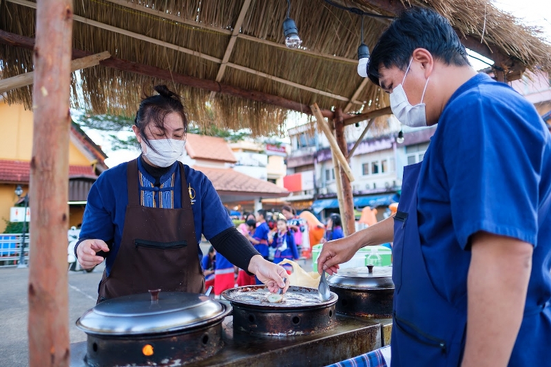 ม.นครพนม ร่วมกับ ม.ศิลปากร สถาบันพระปกเกล้า และเทศบาลเมืองนครพนม เปิด