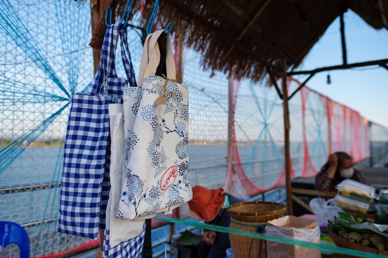 ม.นครพนม ร่วมกับ ม.ศิลปากร สถาบันพระปกเกล้า และเทศบาลเมืองนครพนม เปิด