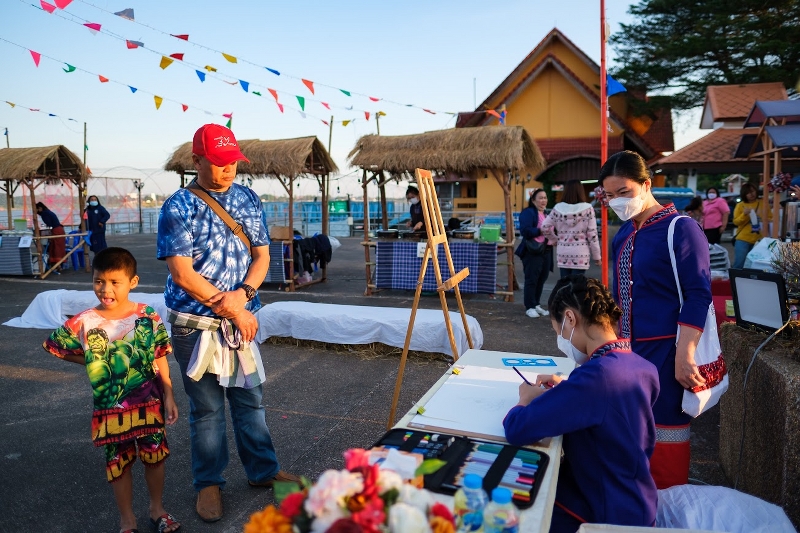 ม.นครพนม ร่วมกับ ม.ศิลปากร สถาบันพระปกเกล้า และเทศบาลเมืองนครพนม เปิด