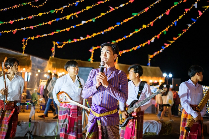 ม.นครพนม ร่วมกับ ม.ศิลปากร สถาบันพระปกเกล้า และเทศบาลเมืองนครพนม เปิด