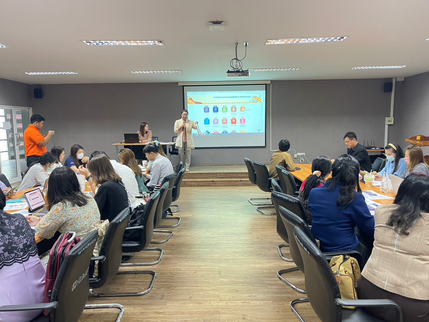 มนพ. ประชุมหารือจัดทำข้อเสนอโครงการเพื่อขับเคลื่อนการบรรลุเป้าหมายตามยุทธศาสตร์ชาติ ประจำปีงบประมาณ พ.ศ. 2568