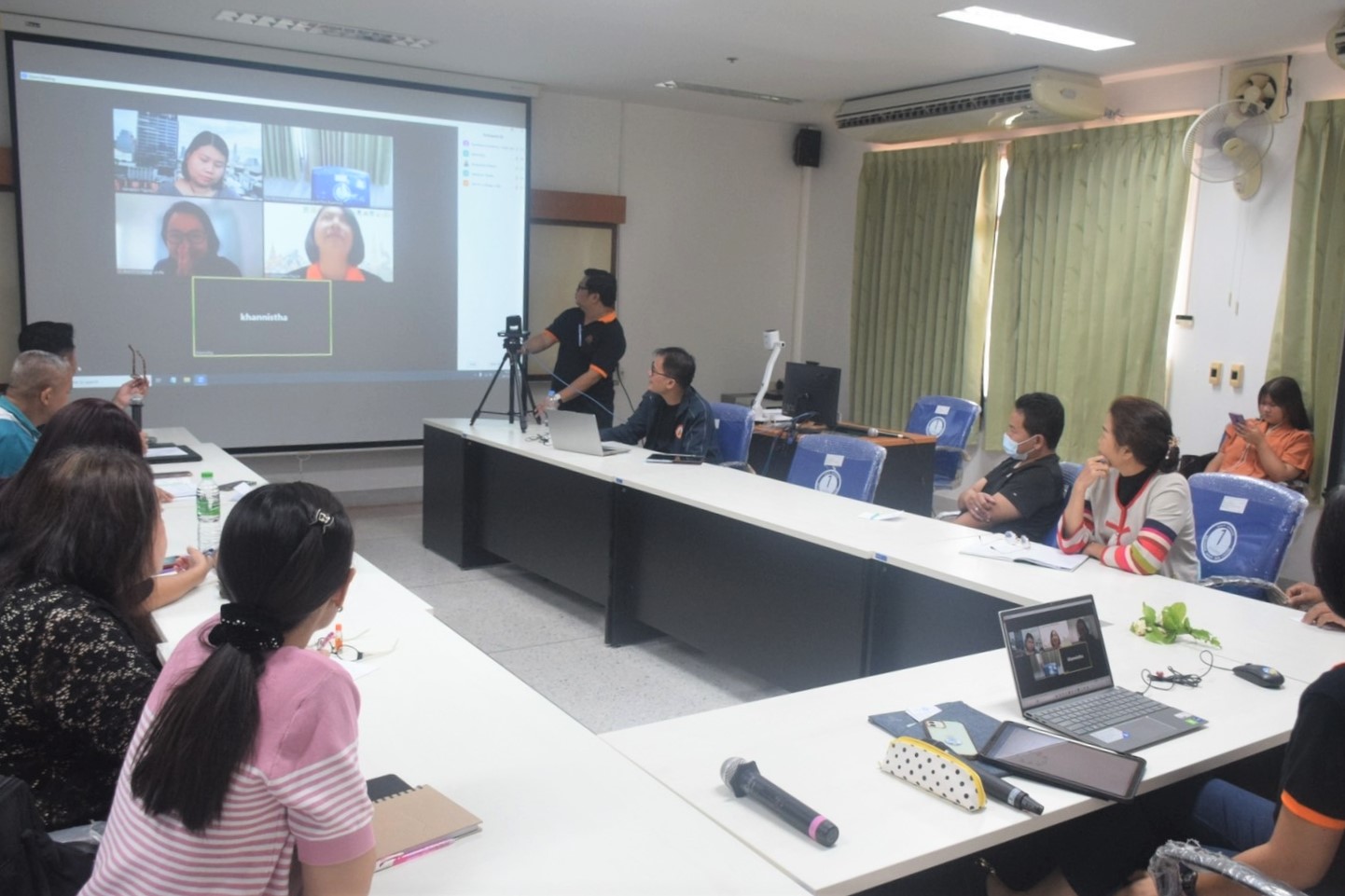 ม.นครพนม Kick Off ประชุมภาคีเครือข่ายสุขภาวะ เตรียมขับเคลื่อนงาน 6 ประเด็น 20 จังหวัดในภาคอีสาน