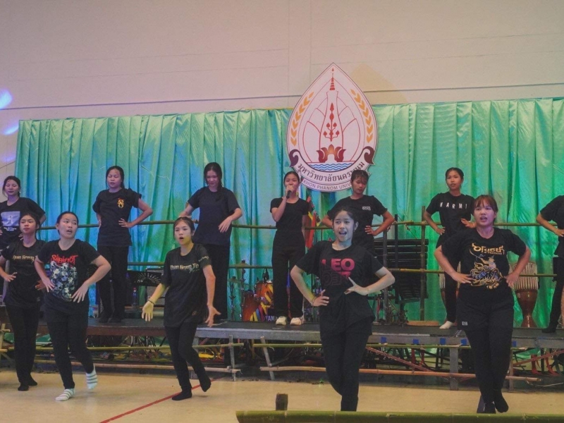 รร.สาธิตแห่งมหาวิทยาลัยนครพนมฯ ผ่านเข้ารอบชิงชนะเลิศ การแข่งขันวงดนตรีลูกทุ่งแห่งประเทศไทยรายการลูกทุ่งเมืองน้ำดำครั้งที่ 3