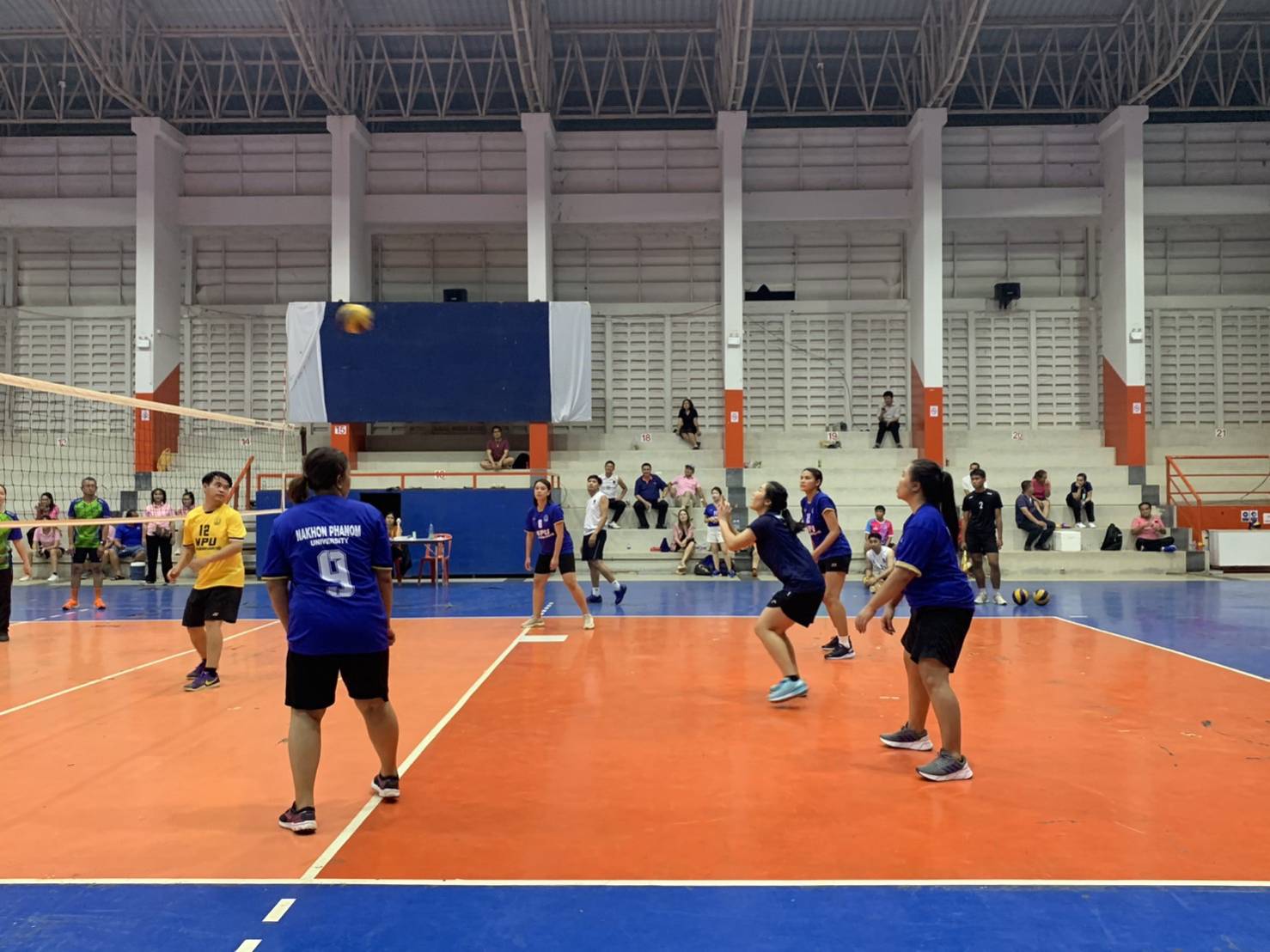 ม.นครพนม ร่วมแข่งขัน