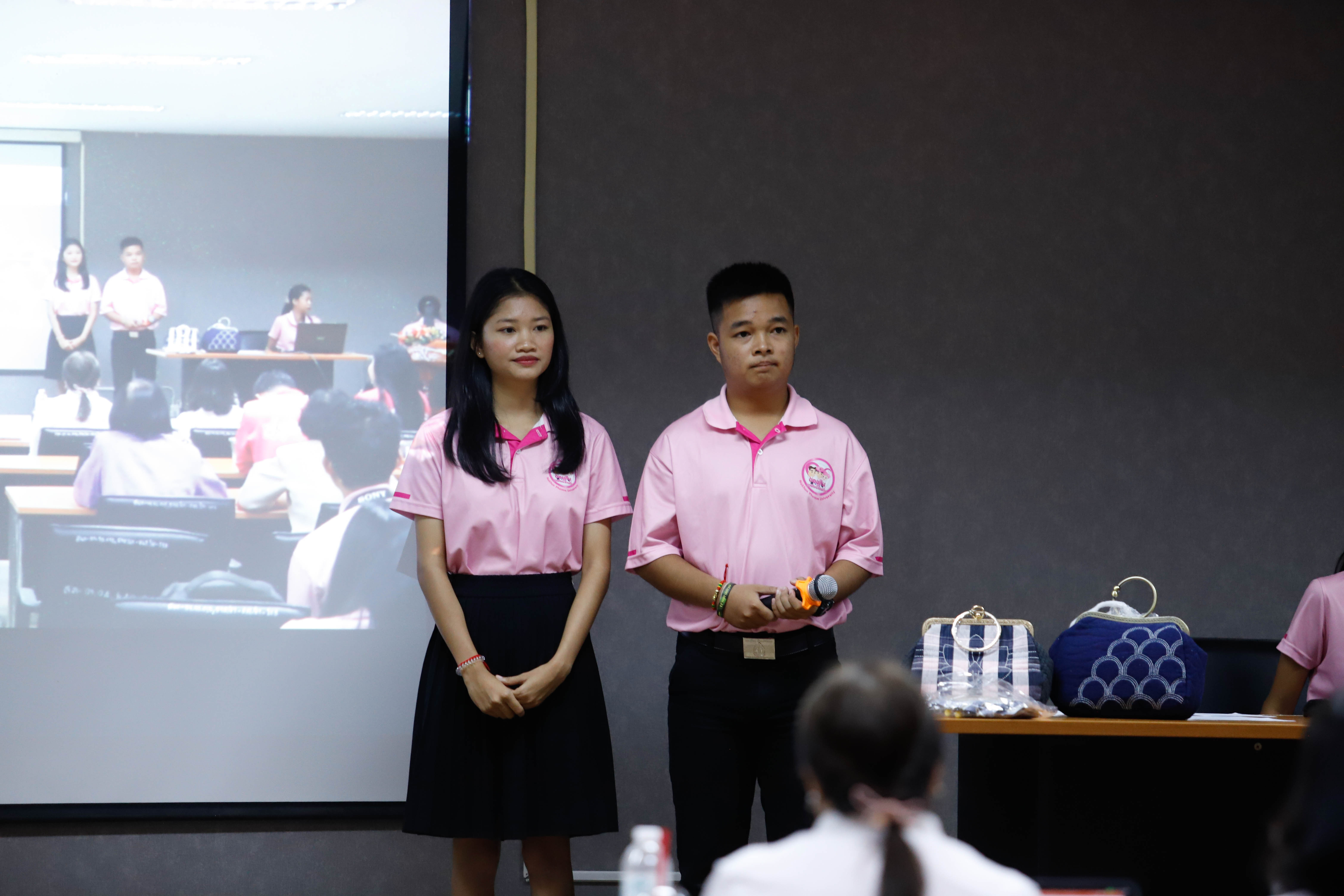 ปิดโครงการย่อยออมสินยุวพัฒน์รักษ์ถิ่น ปี’66 นศ.คณะครุศาสตร์ คว้ารางวัล The Best ในโครงการท่องเที่ยววิถีชาวนาท่าลาดสุขใจ กลุ่มชุมชนบ้านท่าลาด อ.เรณูนคร