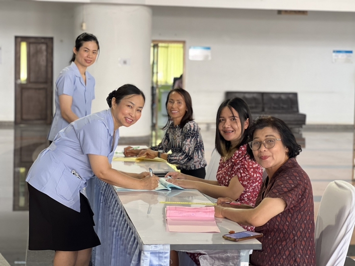 ม.นครพนม จัดเลือกตั้งประธานและกรรมการสภาคณาจารย์และข้าราชการ ลุ้นเก้าอี้ประธานสภาคณาจารย์คนใหม่หลังเที่ยงวันนี้