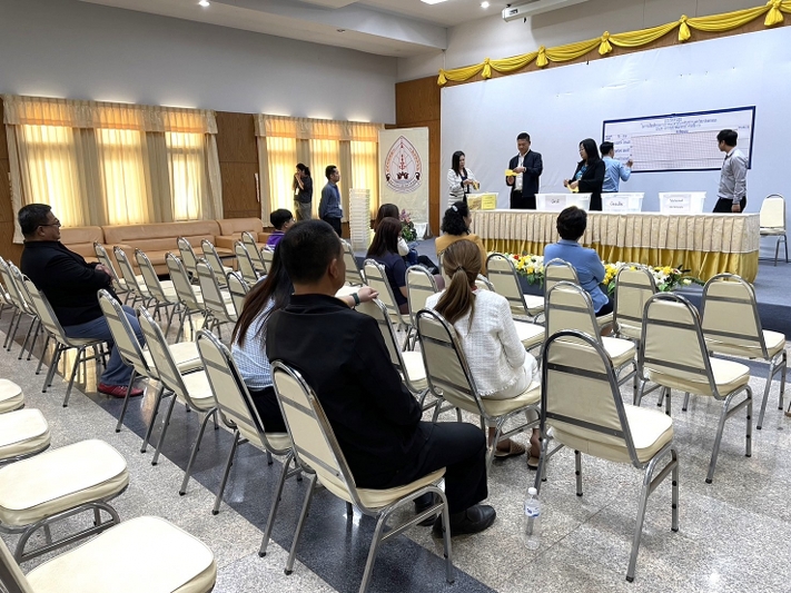 อาจารย์พีระพงษ์ ธีระเผ่าพงษ์ ได้รับการเลือกตั้งเป็น ประธานสภาคณาจารย์และข้าราชการ มหาวิทยาลัยนครพนม คนใหม่